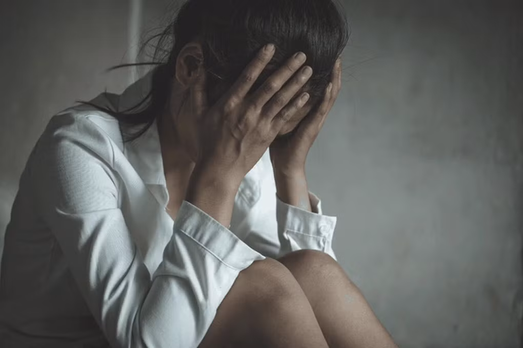 20 năm bên chồng, vợ tôi lúc ngủ vẫn gọi tên người cũ vì một bí mật 20 nam ben chong, vo toi luc ngu van goi ten nguoi cu vi mot bi mat