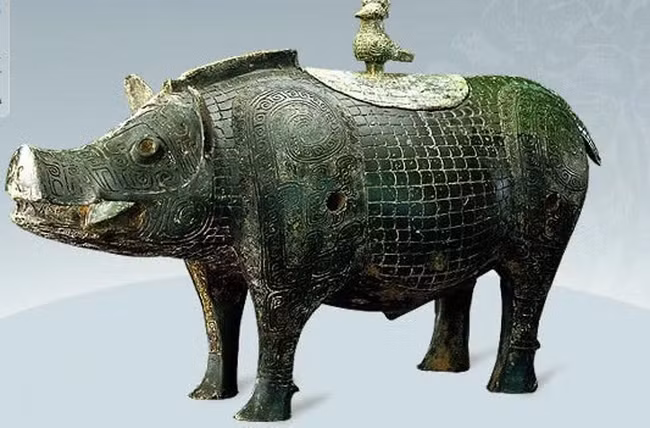 Doanh nhân muốn mua lại nó và đề nghị trả toàn bộ chi phí xây nhà mới của gia đình ông Chu. Tuy nhiên, ông Chu và con trai từ chối bán và báo cáo vụ việc cho chính quyền.