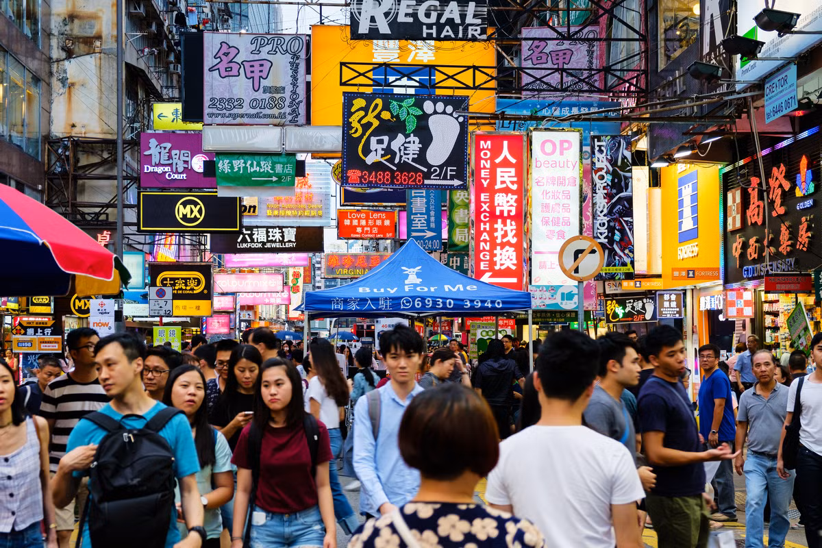 Người dân Hong Kong tin rằng, ăn mì vào ngày sinh nhật thì tuổi thọ ngày càng tăng và gặp nhiều may mắn.