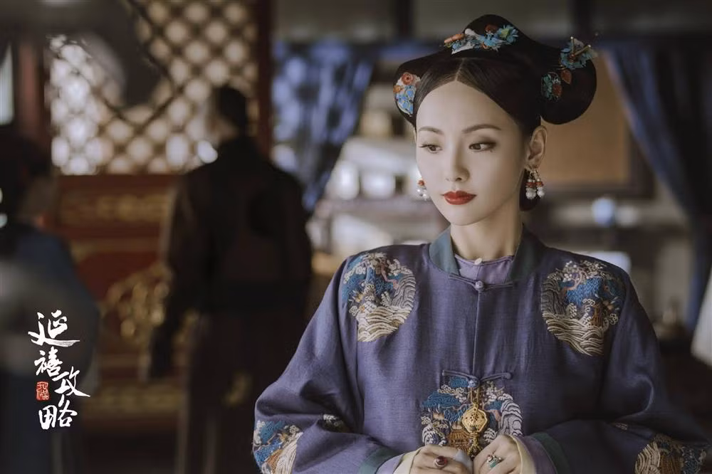 Điều khiến các chuyên gia càng bất ngờ hơn là khi mở nắp quan tài, người ta vẫn cảm nhận được một mùi hương đặc biệt tỏa ra từ thi hài mỹ nhân từng được Càn Long hết lòng yêu chiều.