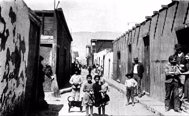 Thị trấn La Noria nổi tiếng Chile từng là nơi khai thác mỏ phát triển vào những năm 1800 trước khi bị bỏ hoang.