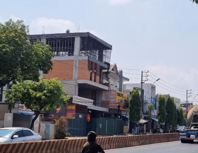 Dien bien moi vu thanh sat roi trung nguoi di duong o Dak Lak-Hinh-2