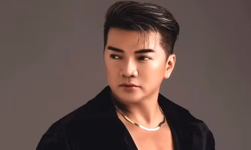 Phau thuat phai bo “show”: Dam Vinh Hung that thu kha kha?