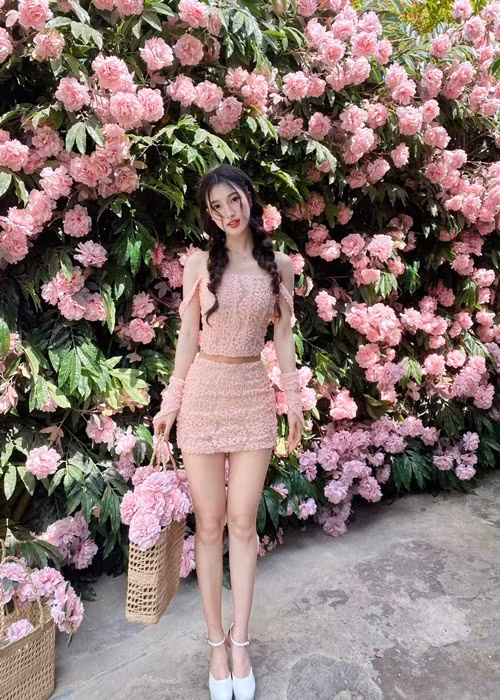 Phương Nhi chia sẻ, cô rất hạnh phúc khi có cơ hội tham gia đấu trường nhan sắc quốc tế Miss International. Ảnh: FBNV.