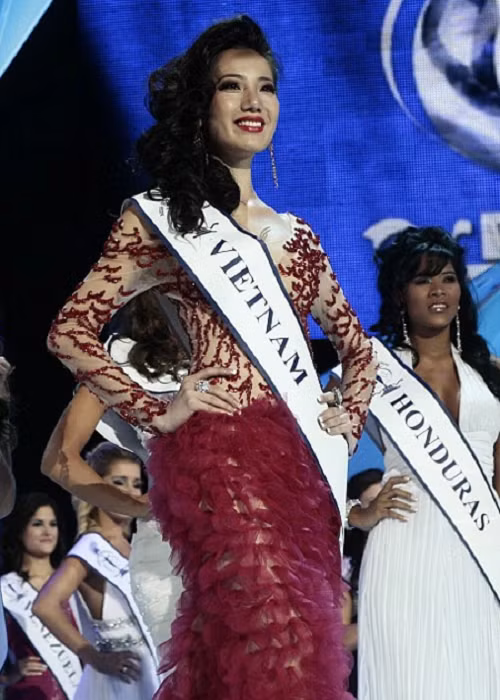 Ở Hoa hậu Siêu quốc gia mùa đầu tiên (năm 2009), Chung Thục Quyên vào top 15. Ảnh: Dân Trí.