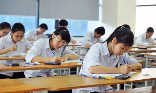 Nhiều thí sinh đỗ đại học nhưng không thể tiếp tục ước mơ của mình. Ảnh minh họa.