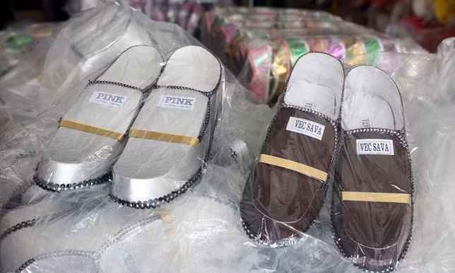 Các thương hiệu và mẫu mã giầy nam cũng đa dạng hơn các năm trước.