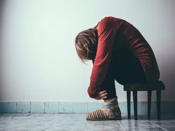Trầm cảm: Bỗng nhiên sụt cân cũng có thể làm nhiều người bị bệnh trầm cảm, nhất là khi nhịn đói để giảm cân, vì điều này ảnh hưởng đến lượng serotonin trong não. 