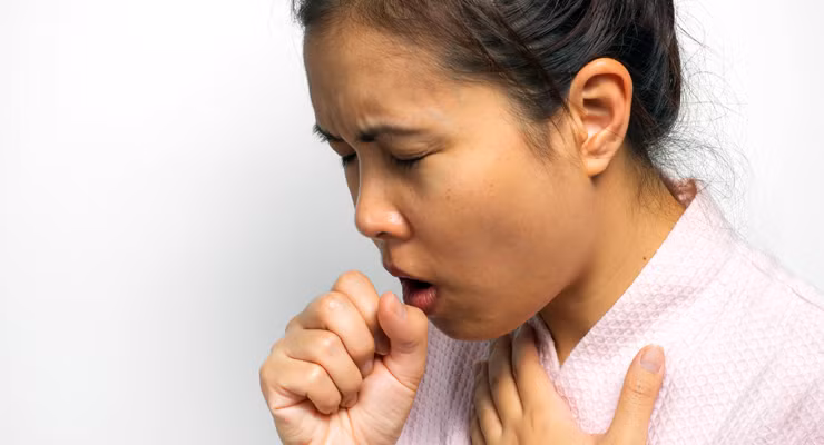 Ho và hôi miệng cũng có thể điều trị bằng cách ăn vài nụ đinh hương mỗi ngày. 
