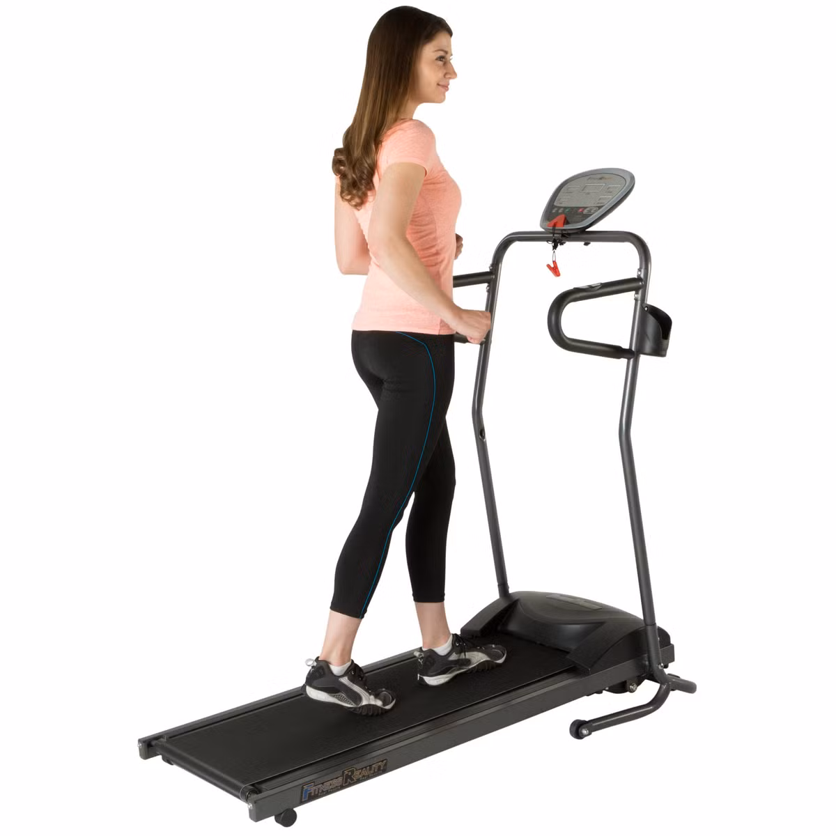 Tăng tốc độ bằng cánh tay: Nếu bạn muốn đi bộ nhanh hơn, hãy di chuyển cánh tay nhanh hơn và đôi chân sẽ buộc phải nhanh hơn để cho hợp tốc độ. 