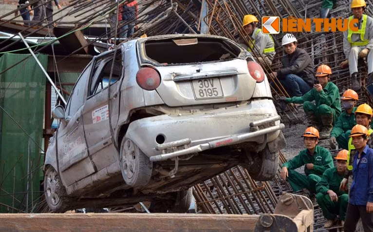 Bo truong Thang tram loat nhan su vu sap gian giao hinh anh