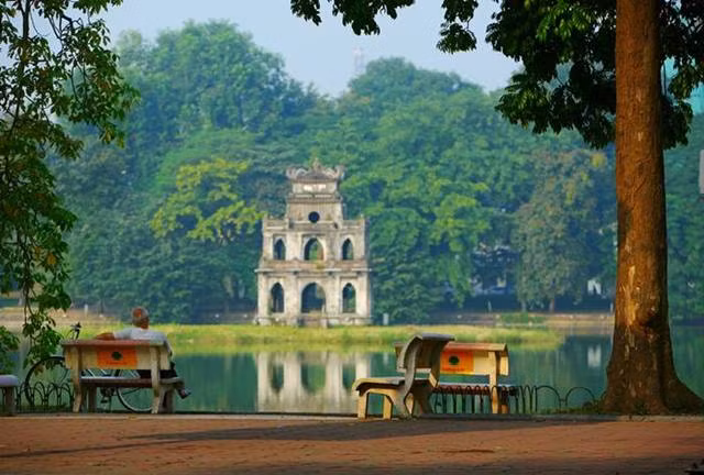 Liên quan đến vấn đề này, chiều 29/3, ông Trương Minh Tiến, PGĐ Sở Văn hóa – Thể thao Hà Nội bày tỏ, Sở trân trọng các ý tưởng đóng góp của các cá nhân tổ chức. Tuy nhiên, Sở vẫn chưa nhận được đề án này. Ông Tiến cho hay, nếu thành phố giao xem xét đề án này, Sở sẽ nghiên cứu kỹ, lấy ý kiến các nhà khoa học, người dân. Nguồn ảnh: Du lịch HN.