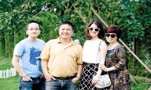 Chi Trung - Ngoc Huyen ly hon: Vi sao hon nhan cua nghe si de tan vo?-Hinh-3