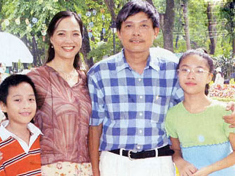 “Trong cuộc sống cần phải có nghệ thuật để nuôi dưỡng tình yêu. Trong nghệ thuật lại cần tình yêu để nuôi cuộc sống”, cô nói. Ảnh: Ngôi sao