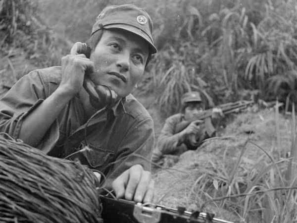 Trong những ngày đầu tiên của cuộc chiến lực lượng pháo binh của ta có sẵn tại chỗ bao gồm Trung đoàn pháo binh 208 thuộc Sư đoàn bộ binh 338 khi đó đang bố trí tại khu vực phía nam Lộc Bình, Đình Lập của Lạng Sơn. Nguồn ảnh: Info.