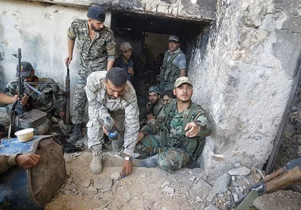 Theo Al Masdar News, trong những ngày tới, quân chính phủ Syria và lực lượng đồng minh có thể sẽ đẩy mạnh các cuộc tấn công nhằm vào nhóm khủng bố ở Đông Damascus. Ảnh: FNA.