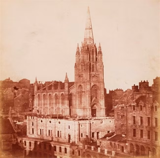 Ảnh chụp tại Edinburgh, thủ đô của Scotland, năm 1848. Ảnh: VT.