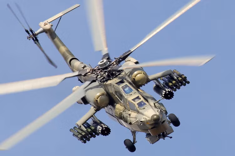 Mi-28N là phiên bản tác chiến trong mọi điều kiện thời tiết, cả ban ngày và ban đêm của dòng trực thăng tấn công Mi-28. Nó được nâng cấp toàn diện về động cơ, hệ thống radar, hệ thống cảm biến và vũ khí... Nguồn ảnh: bastion-karpenko.