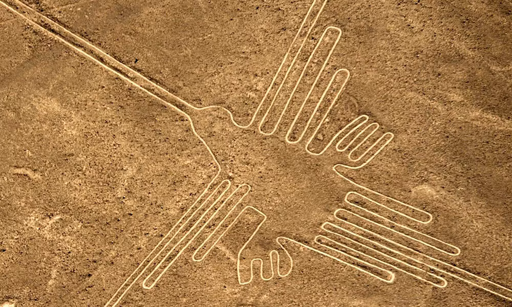 Những đường vẽ Nazca ở Peru từ lâu đánh đố giới khoa học bởi không ai biết nền văn minh nào đã tạo ra chúng, ý nghĩa và nội dung của những hình vẽ đó là gì.