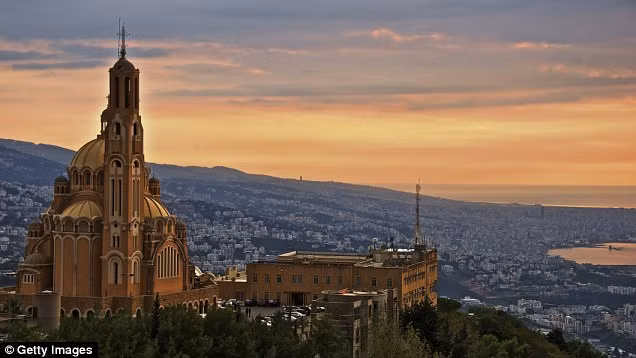 Một vài khu vực ở thủ đô Beirut, Lebanon được đánh giá là vô cùng nguy hiểm đối với du khách do hoạt động khủng bố. Ảnh: Getty.