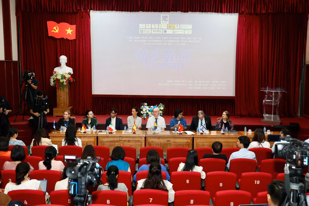 Liên hoan phim Tài liệu Việt Nam - châu Âu lần thứ 14 Lien hoan phim Tai lieu Viet Nam - chau Au lan thu 14