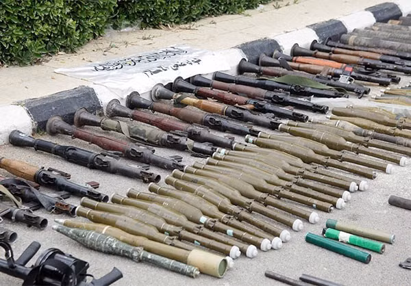 Hiện, số vũ khí này được tập kết tại một địa điểm ở Nam Damascus. Ảnh: FNA.