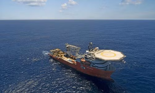 Tàu Seabed Constructor của Công ty Ocean Infinity được đưa tới Nam Ấn Độ Dương để tìm kiếm MH370. Ảnh: AP.