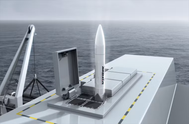 “Sea Ceptor sẽ bảo vệ đất nước của chúng ta trước mối đe dọa ngày càng gia tăng mà chúng ta đang phải đối mặt hiện tại và trong tương lai, bảo vệ tàu chiến trước các cuộc tấn công từ tên lửa siêu thanh và máy bay chiến đấu của kẻ địch”, Bộ trưởng Gavin phát biểu. Ảnh: MBDA.