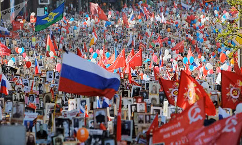 Theo Sputnik, hơn 1 triệu người đã tham gia vào cuộc diễu hành "Trung đoàn bất tử" tại thủ đô Moscow năm nay nhân dịp kỷ niệm 73 năm Ngày Chiến thắng Phát xít 9/5. Ảnh: Sputnik.