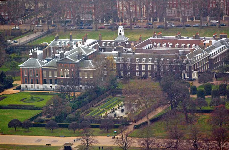 Công trình do kiến trúc sư Sir Christopher Wren thiết kế còn có một khu vườn nhỏ, nơi Công nương Markle có thể trồng những loài hoa mà cô yêu thích. Ảnh: PA.