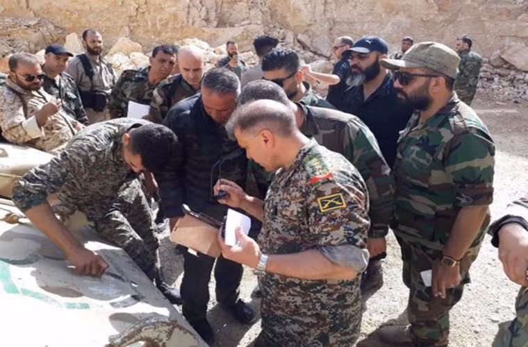 “Các đơn vị Quân đội Syria đã khởi động chiến dịch tìm kiếm quy mô và phát hiện số lượng lớn vũ khí được giấu kỹ trong vùng núi Đông Qalamoun”, nguồn tin cho hay.