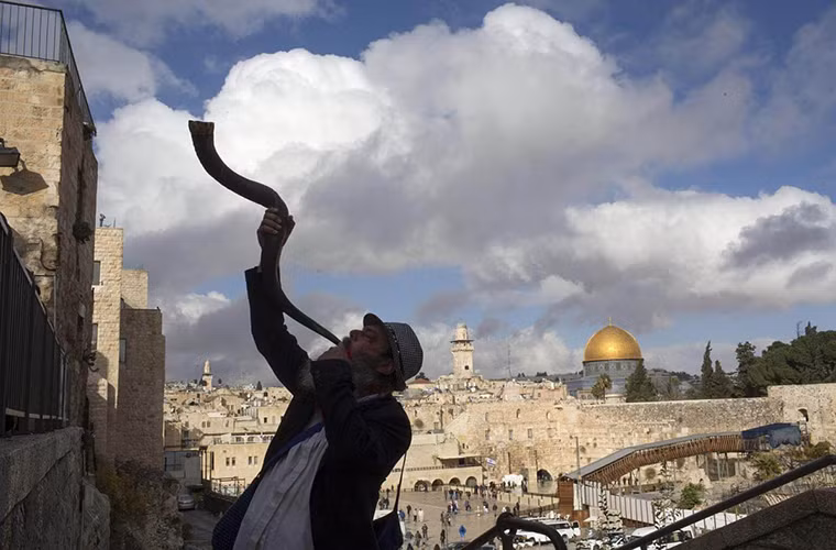 Vào năm 1000 trước Công nguyên, Vua David đã chinh phục thành phố Jerusalem và biến nơi này thành thủ phủ của Vương quốc Do Thái. Con trai ông, Solomon, đã cho xây dựng ngôi đền thánh đầu tiên khoảng 40 năm sau đó. (Nguồn ảnh: Straitstimes)