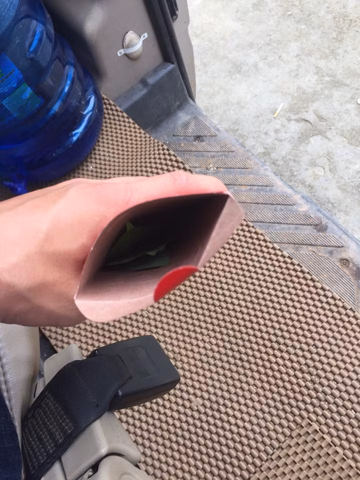 Theo đó, từ 2h sáng K.D đã phải dậy sớm để theo xe từ Bắc Giang đến nhà cô dâu ở Thanh Hóa để giúp đỡ bê tráp.
