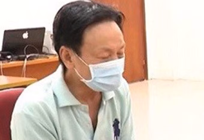 Nguoi dan ong 64 tuoi voi 7 tien an tien su van di trom cap