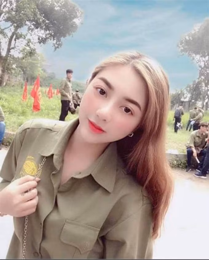 Đầu năm 2020, do ảnh hưởng của dịch COVID-19, Thảo trở về Việt Nam. Qua các mối quan hệ xã hội, đặc biệt những giao tiếp trên mạng xã hội, Thảo nắm được nhu cầu sinh lý của những cá nhân chuyên 'nhắm' đến nam giới trẻ khỏe,… ham kiếm tiền.