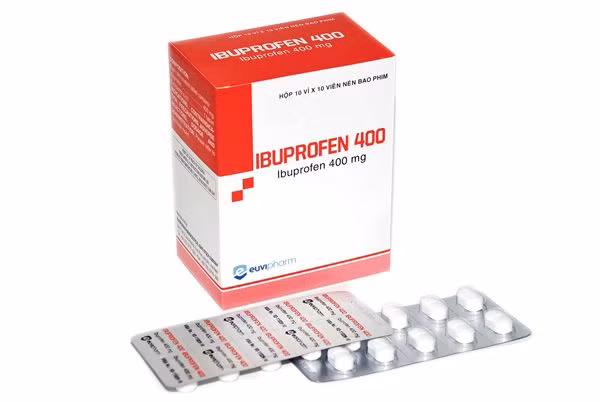Coi chung khi ha sot cho tre bang Ibuprofen