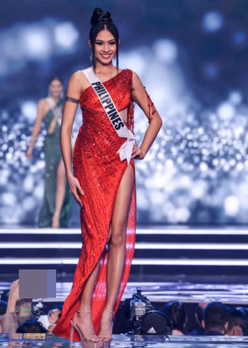 Người đẹp đến từ Philippines nổi bật với đầm gam đỏ. Ảnh: Philstarlife