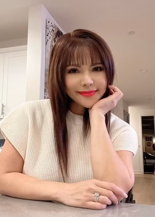 Trong cuộc phỏng vấn với 2Sao, Thắm Bebe khẳng định, chồng của cô cố tình bịa đặt, thêu dệt nên những câu chuyện khác nhau như mở spa để làm nơi hẹn hò, biến thành "phòng tân hôn" với Hoàng Anh, bỏ bê con cái để đi theo Hoàng Anh. Ảnh: FB Thắm Bebe