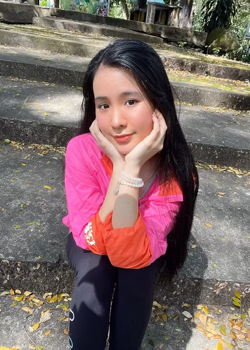 Thời gian qua, Quỳnh Trang thường xuyên cập nhật hình ảnh và thông tin của bản thân. Ảnh: FB Quỳnh Trang