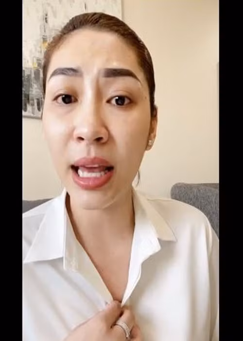 Thu Thảo bức xúc cho rằng cô bị ném đá vô cớ. Trong livestream, người đẹp cho biết: “Câu chuyện của chị hai Thảo với Thùy Tiên, Thảo không biết đến và Thảo cũng không can thiệp, nên mọi người phải sáng suốt với những gì mình làm, ai cũng có quan điểm riêng của mình”. Ảnh chụp màn hình
