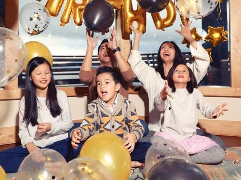 Trước đám cưới, Ngọc Thúy và luật sư Trường đã có một cậu con trai chung. Ảnh: Người lao động