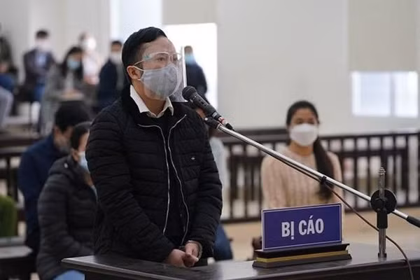 Vu bang gia Truong Dong Do: Cuu hieu truong noi khong lam se bi duoi viec