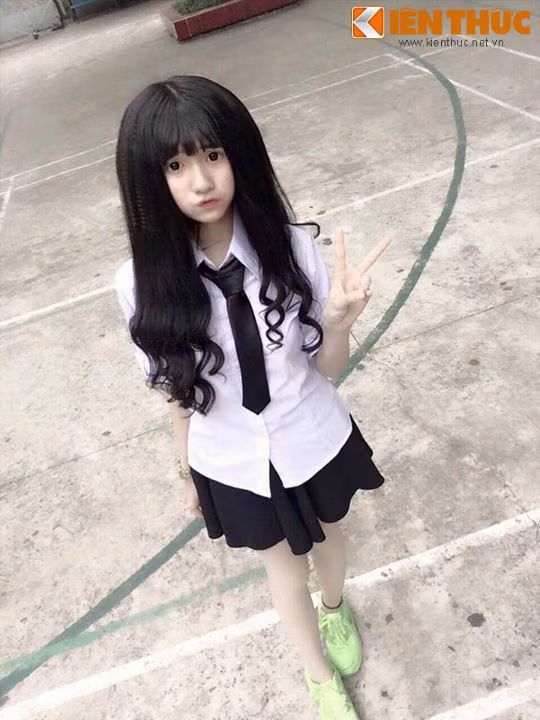 Có ngoại hình đẹp, yêu thích nghệ thuật và đóng phim... nhưng cô bạn xinh như búp bê lại ấp ủ ước mơ trở thành một doanh nhân giỏi, có một tương lai vững chắc và ổn định.