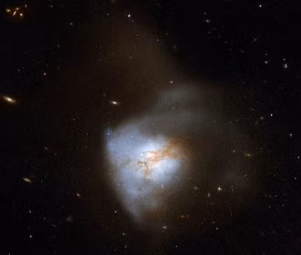 "Lượng khí trong khu vực nhỏ bé này bằng với tất cả khí trong toàn bộ thiên hà Milky Way", nhóm chuyên gia điều hành kính viễn vọng không gian James Webb cho hay.