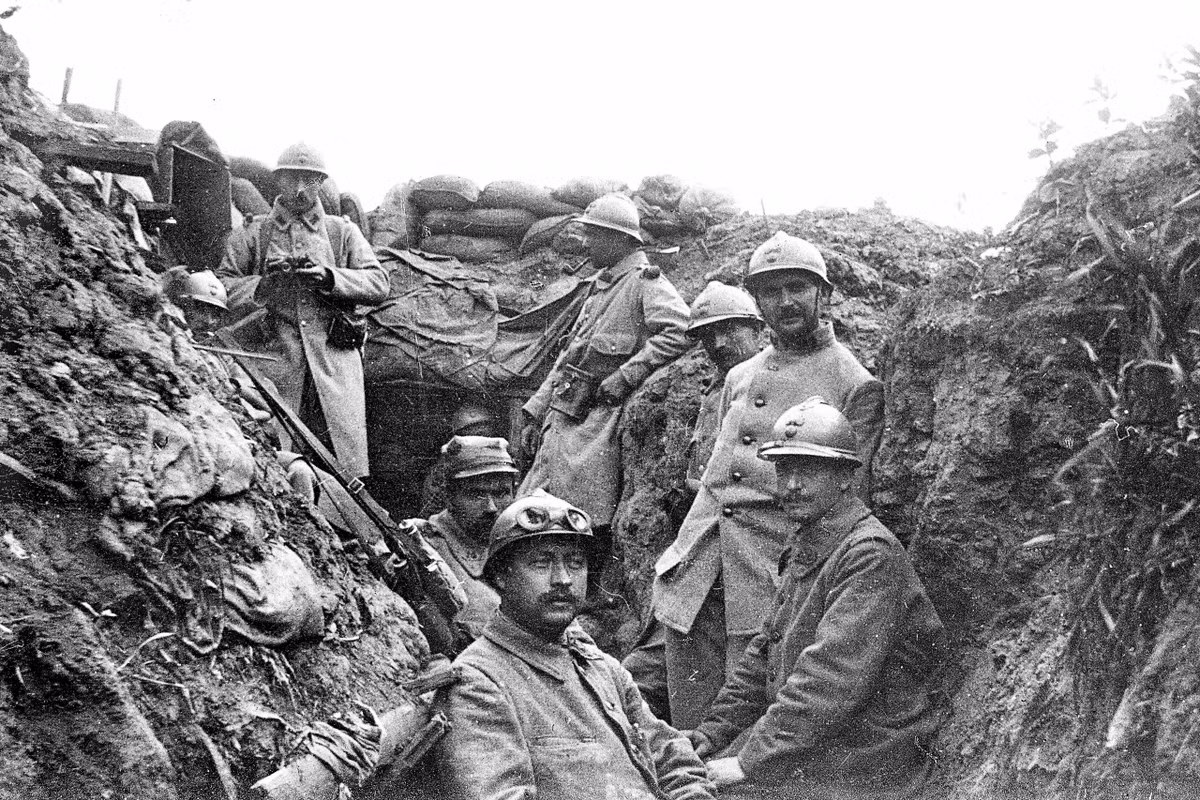 Nổi tiếng nhất là trong trận Somme năm 1916 diễn ra ở Pháp. Trong trận chiến này, khoảng 60.000 lính Anh thương vong chỉ trong ngày đầu tiên.