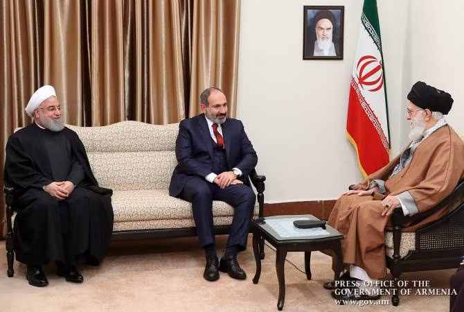 Về xung đột giữa Azerbaijan và Armenia, mặc dù phía Iran tích cực kêu gọi đình chiến và đàm phán giữa hai bên, nhưng lại nghiêng về phía ủng hộ Armenia. Ảnh: Thủ tướng Armenia thăm Iran vào tháng 2/2019 - Nguồn: Primeminister