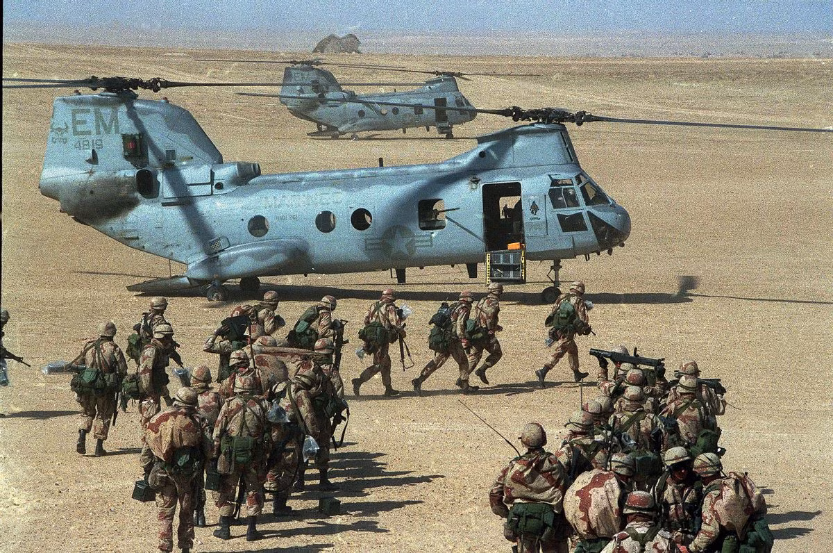 Cuối cùng, quân đội Israel đã quét sạch 5 sư đoàn Ai Cập trên bán đảo Sinai và chiếm đóng toàn bộ bờ đông của kênh đào Suez. Chỉ trong ba ngày, bán đảo Sinai đã rơi vào tay quân đội Israel.