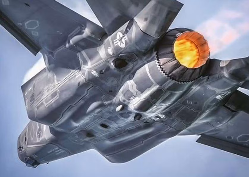 Toàn bộ các phiên bản hiện tại của F-35 đều chỉ được trang bị một động cơ duy nhất, điều này khiến độ cơ động của F-35 được nhiều chuyên gia đánh giá là "thua cả F-16". Nguồn ảnh: Pinterest.