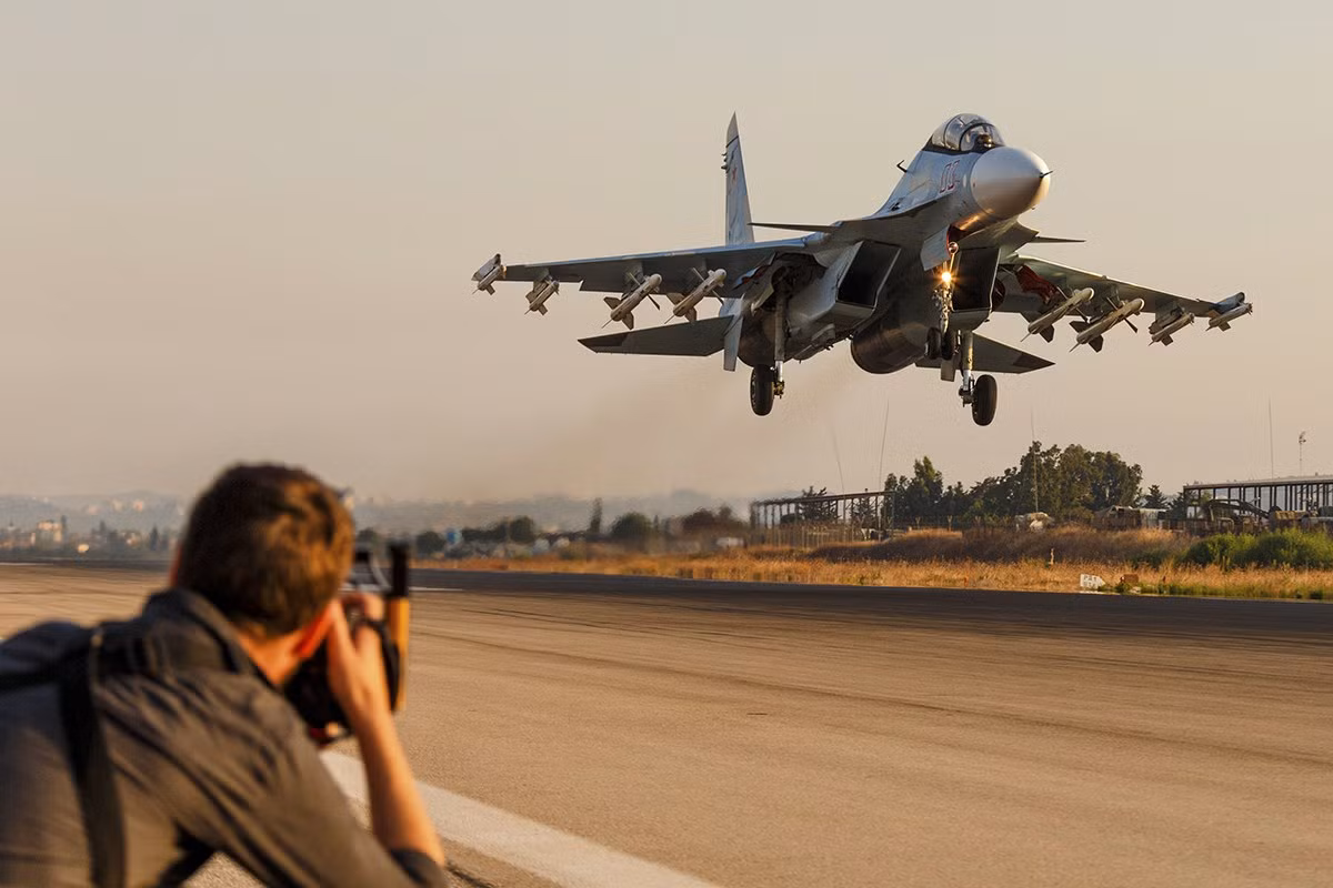 Một trong những đặc điểm quan trọng nhất của MiG-29 đó là nó có giá thành xuất xưởng rất rẻ - chỉ khoảng dưới 20 triệu USD cho một chiếc - rẻ nhất trong số những loại chiến đấu cơ đa năng hai động cơ trên thế giới ngày nay. Nguồn ảnh: Rumil.