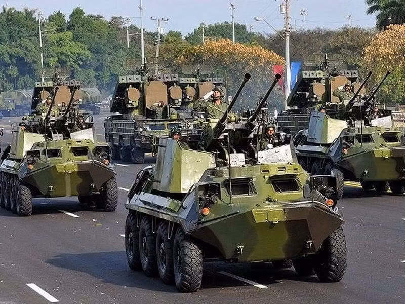 Phương thức chế tạo khá đơn giản này tỏ ra hiệu quả khi tăng sức cơ động cho tổ hợp pháo phòng không tự hành ZSU-57-2 vốn rất hiệu quả trong việc đối phó với các mục tiêu bay tầm thấp. Nguồn ảnh: Pinterest.